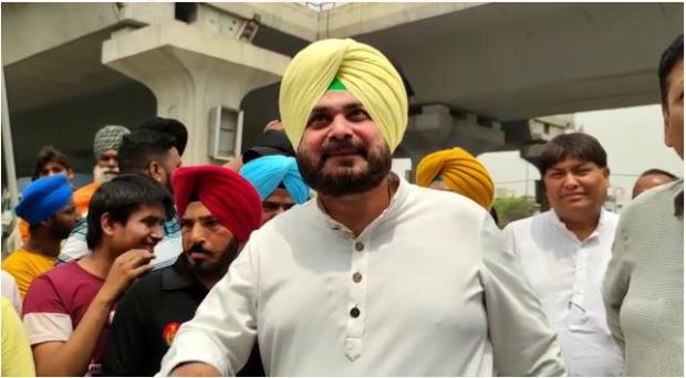 Navjot Sidhu lashes out at AAP over mining, says "Take out Rs 200 Crore..."