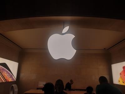 Apple employees slam new work-from-home policy in open letter