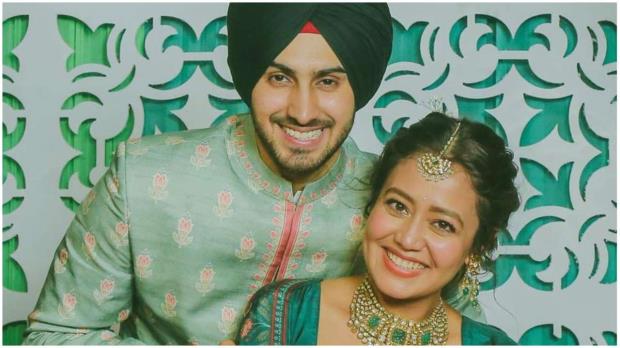 Neha-Kakkar Rohanpreet-Singh Rohanpreet-Valuables-stolen