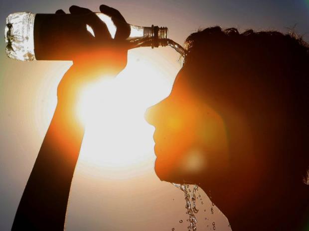 How to survive a heatwave? Few suggestions that can help 