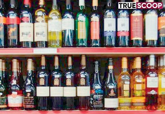 Hike In Liquor Price, Liquor Price, Beer Price Today, Hike in Beer Price, Alcohol Price Today, Alchol Hike Price Today, Hike prices of Liquor Today, Delhi Alcohol Price- True Scoop
