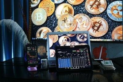 BlockFi, Crypto.com lay off hundreds as digital coins crash