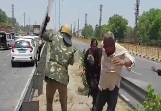 Agnipath Protest: Elderly couple narrowly escape mob's stone-pelting in horrific video; Watch
