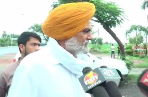 Sidhu Moosewala father, Sidhu father receives death threat, Balkaur Singh,  Punjab News, Punjab News Today, Latest Punjab News, Top Punjab News, Punjab News Live, Punjab News Update- True Scoop