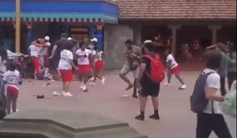 Florida Diney-World-Viral Families-fight-in-Disney-World
