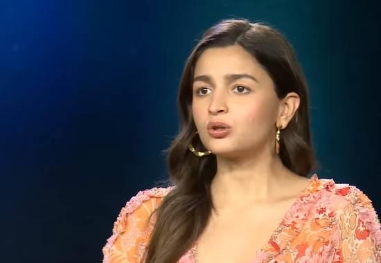 'Oh Fu*K': Alia Bhatt's slip of tongue on Ranbir Kapoor' 'twins' comment; Watch