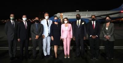 World faces choice between autocracy & democracy, says Pelosi after touchdown in Taiwan