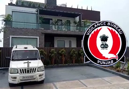Breaking: Vigilance Bureau raids Mohali residence of AIG Ashish Kapoor