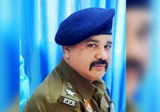 DCP NARESH DOGRA, FIGHT AT DAINIK SAWERA,  FIGHT BETWEEN RAMAN ARORA NARESH DOGRA, CASE AGAINST NARESH DOGRA, Punjab News, Punjab News Today, Latest Punjab News, Top Punjab News, Punjab News Live, Punjab News Update- True Scoop