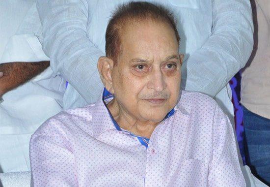 Mahesh Babu's father Superstar Krishna dies at age of 80