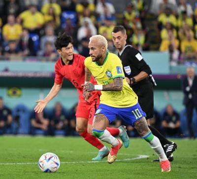 International Sports News, Sports News Live, Latest Sports News, Latest Sports Updates, Live Scores, Brazil storms into quarters, Football World Cup , football lovers in Kolkata- True Scoop