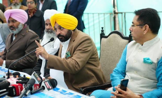 Cm assails badals and dhindsa for ganging up to stall work of sangrur medical college