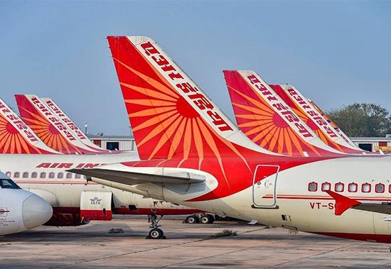 Drunk man urinates on woman, intoxicated man pees of female passenger, man urinates on woman in Air India flight, Man urinates on woman in air india business class flight, India News, India News Today, India News Live, India Live Updates- True Scoop