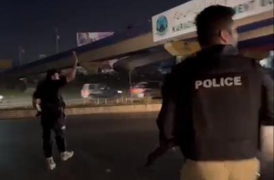 3 killed, 10 wounded as terrorists storm Karachi police headquarters