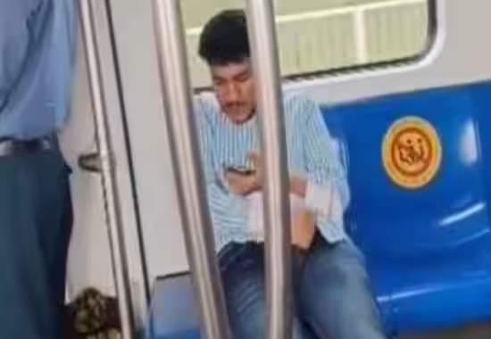 Man Masturbating In Delhi Metro In Viral Video Declared Wanted Police Seek Help In Identification