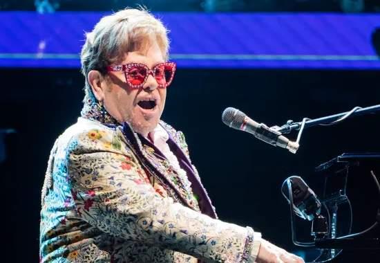 Elton-John Elton-John-Health-Update What-happened-to-Elton-John