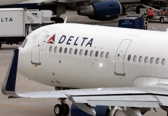 Delta-Flight-Diarrhea Delta-Flight-Diarrhea-Passenger Delta-Flight-Atlanta-Emergency-Landing-Diarrhea-Passenger