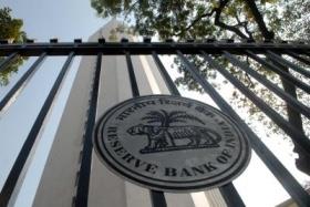 RBI directs banks to return property documents within 30 days of loan repayment, or pay Rs 5000 fine for delay