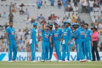1st ODI: Gill, Gaikwad, Rahul, Suryakumar slam fifties; guide India to five-wicket win over Australia